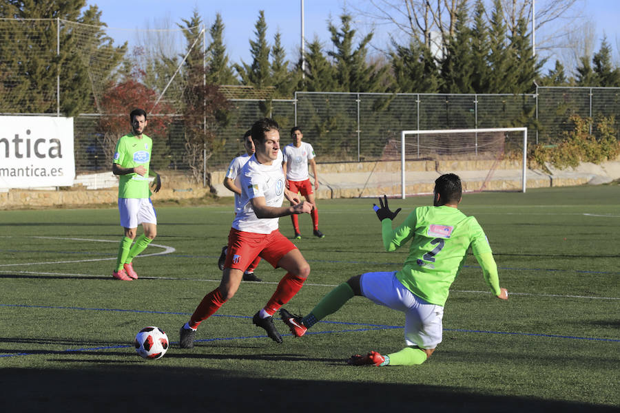 Fotos: Partido entre el Santa Marta y el Almazán