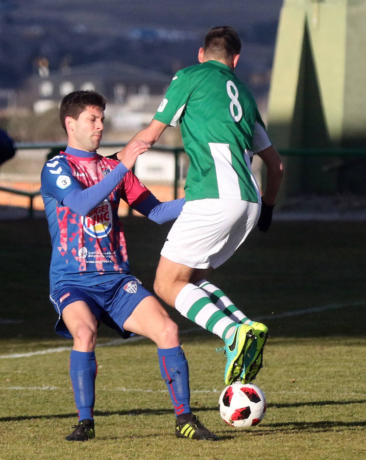 Fotos: Victoria de la Gimnástica ante la Cebrereña (2-0)