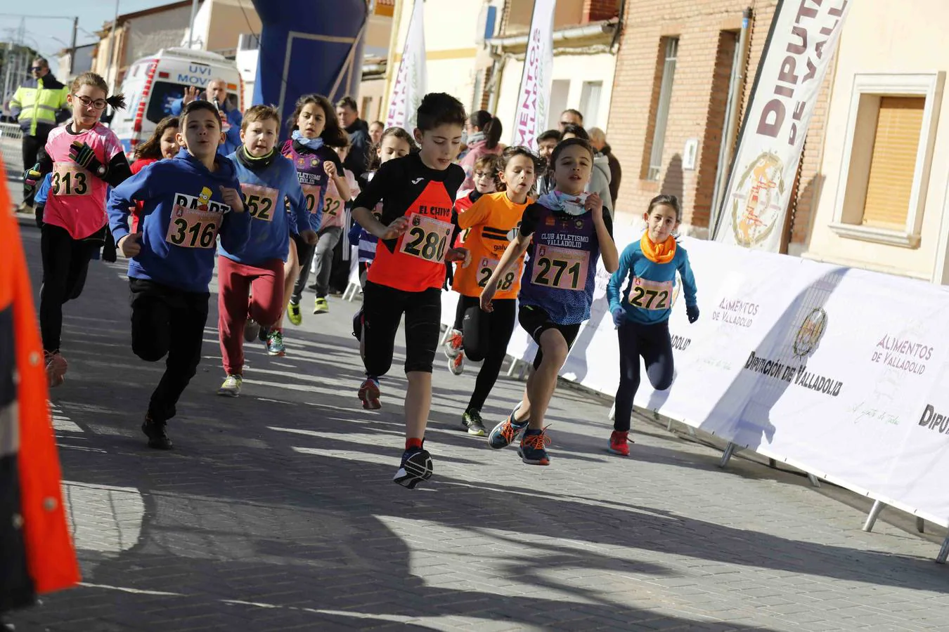 Fotos: Carrera popular Corazón del Duero en Quintanilla de Onésimo