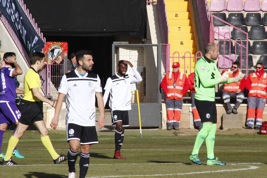 El equpo de Calderón encaja su segunda derrota seguida en casa y se acerca de nuevo a los puestos de descenso