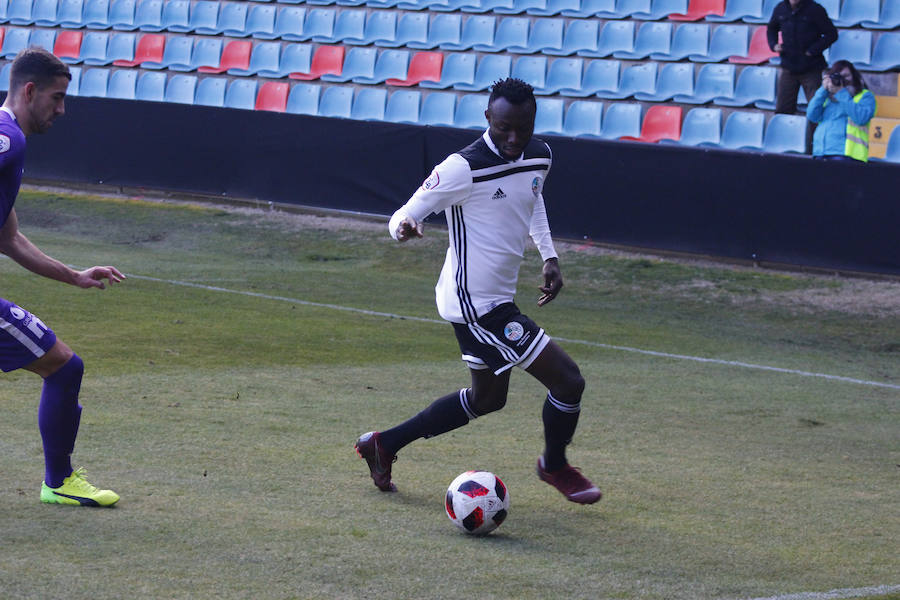 El equpo de Calderón encaja su segunda derrota seguida en casa y se acerca de nuevo a los puestos de descenso