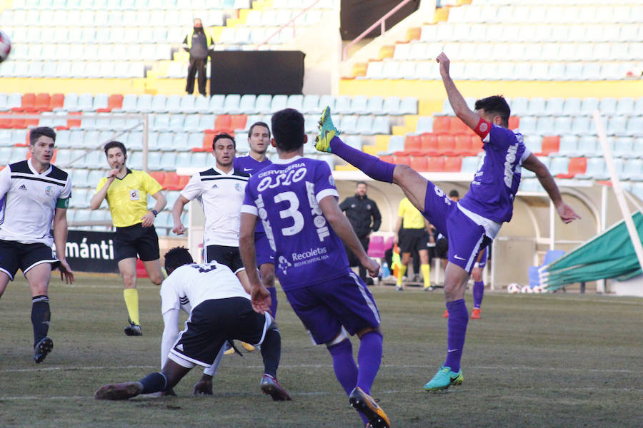 El equpo de Calderón encaja su segunda derrota seguida en casa y se acerca de nuevo a los puestos de descenso