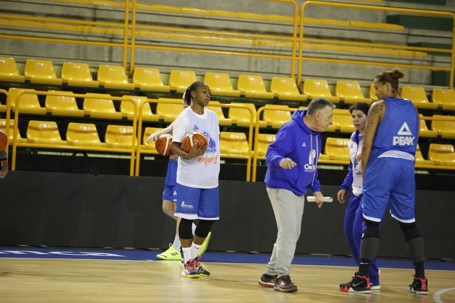 Fotos: Primer entrenamiento de Miguel Ángel Ortega al frente del CB Avenida