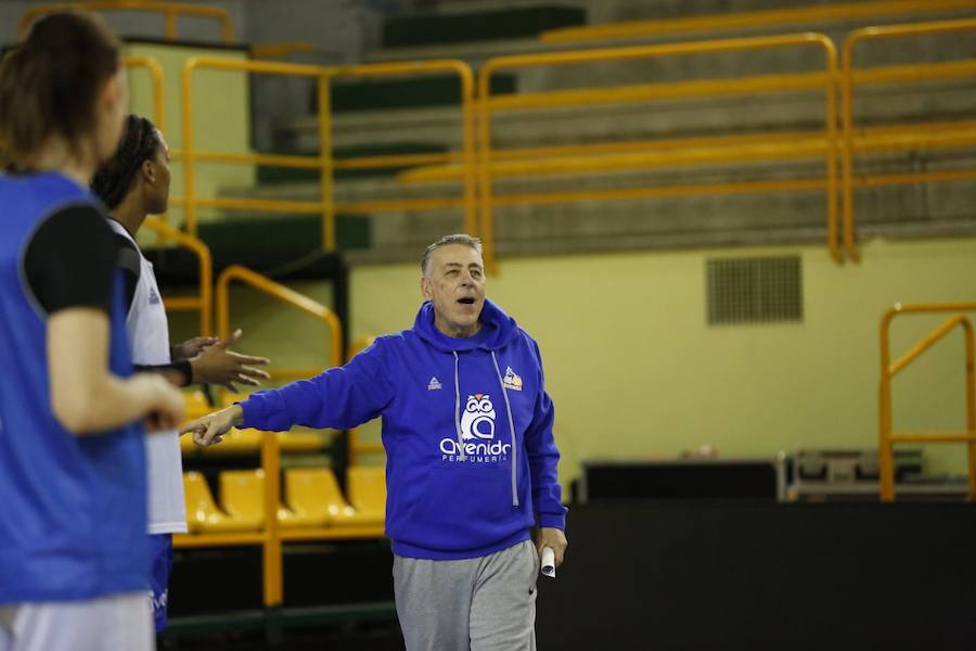 Fotos: Primer entrenamiento de Miguel Ángel Ortega al frente del CB Avenida