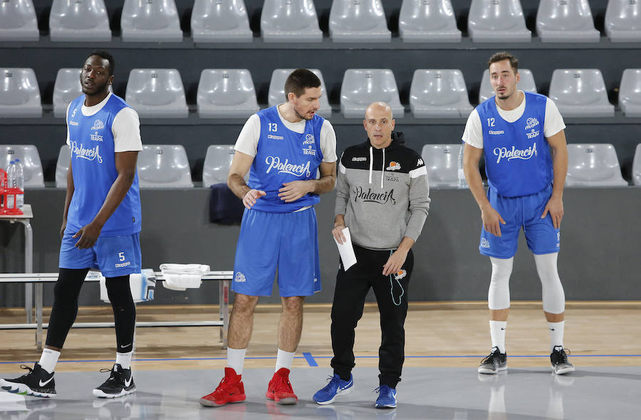 Fotos: Primer entrenamiento de Carles Marco con el Chocolates Trapa