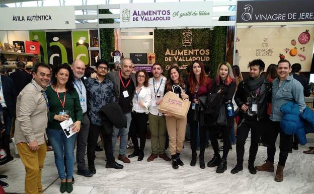 Imagen principal - Embutidos artesanos y productos cárnicos, la apuesta de Alimentos de Valladolid en Madrid Fusión