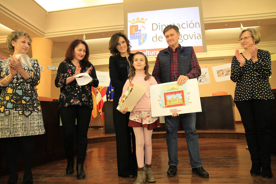 Fotos: Entrega de premios del concurso Marcapáginas de la Diputación Provincial.