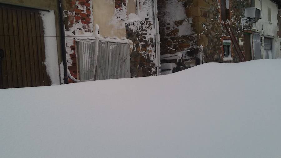 Fotos: Nevada en Velilla del Río Carrión