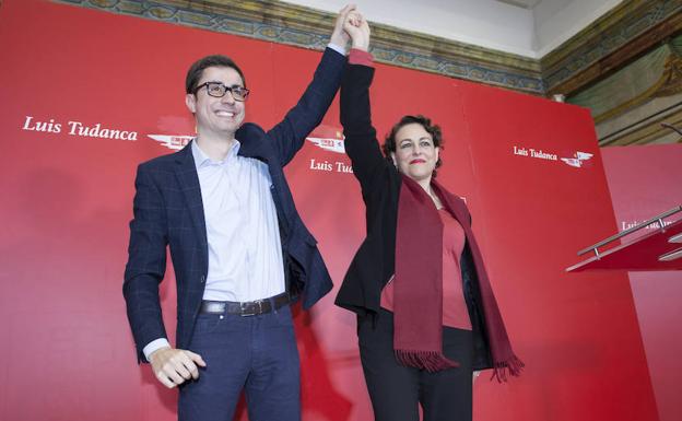 José Luis Mateos y Magdalena Valerio, esta mañana en Salamanca.