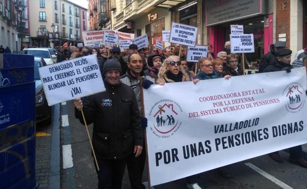 Los manifestantes durante el recorrido. 