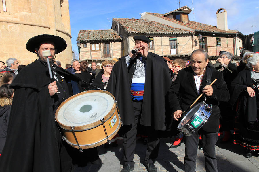 Fotos: Celebración de Santa Águeda en el barrio de San Lorenzo