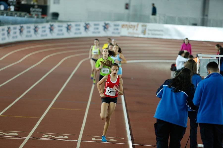 Fotos: El Provincial de pista cubierta en Salamanca llena la Gil Pérez (4/4)