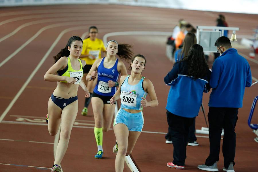 Fotos: El Provincial de pista cubierta en Salamanca llena la Gil Pérez (4/4)