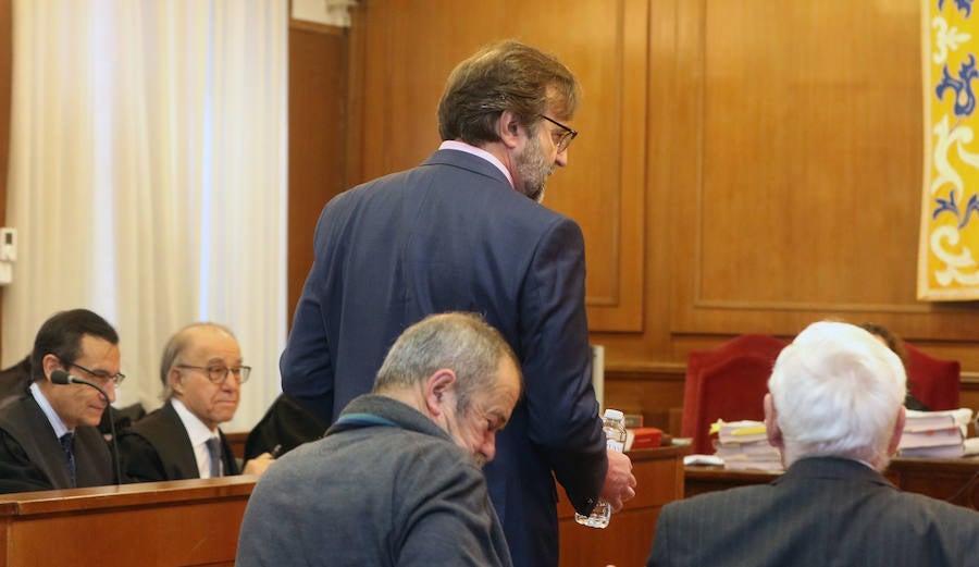 Fotos: Inicio del juicio por las prejubilaciones de Caja Segovia