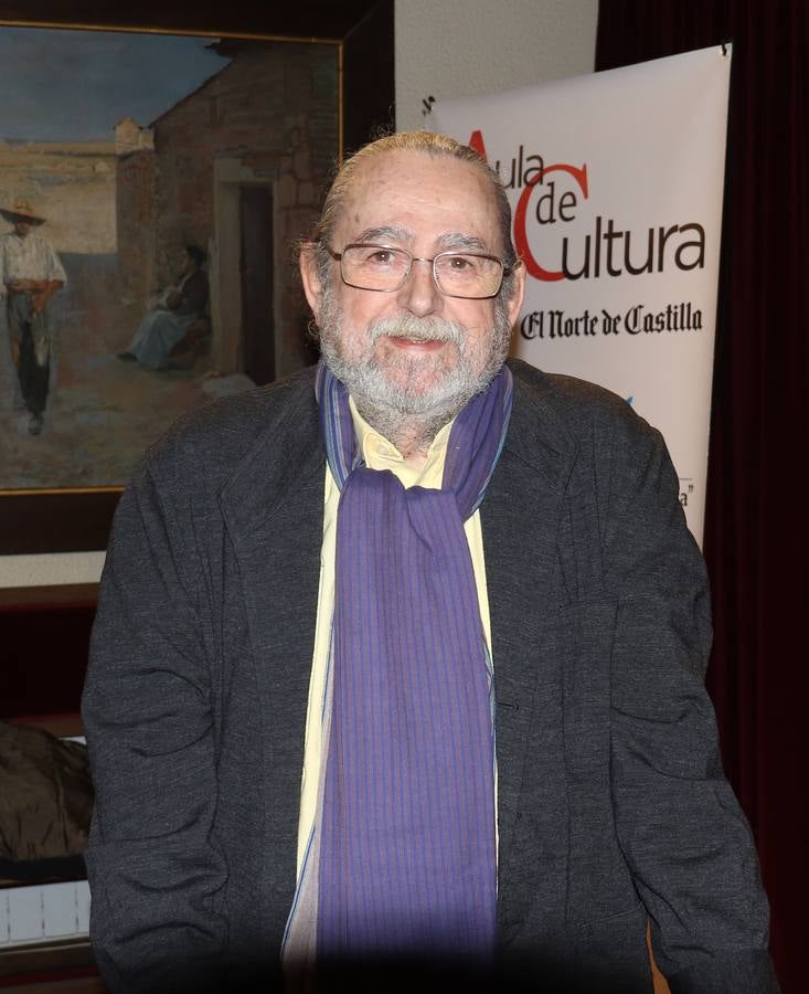 El poeta y traductor presentó su último libro 'Y de pronto, Rimbaud' en la sede de la Academia de Bellas Artes de la Purísima Concepción