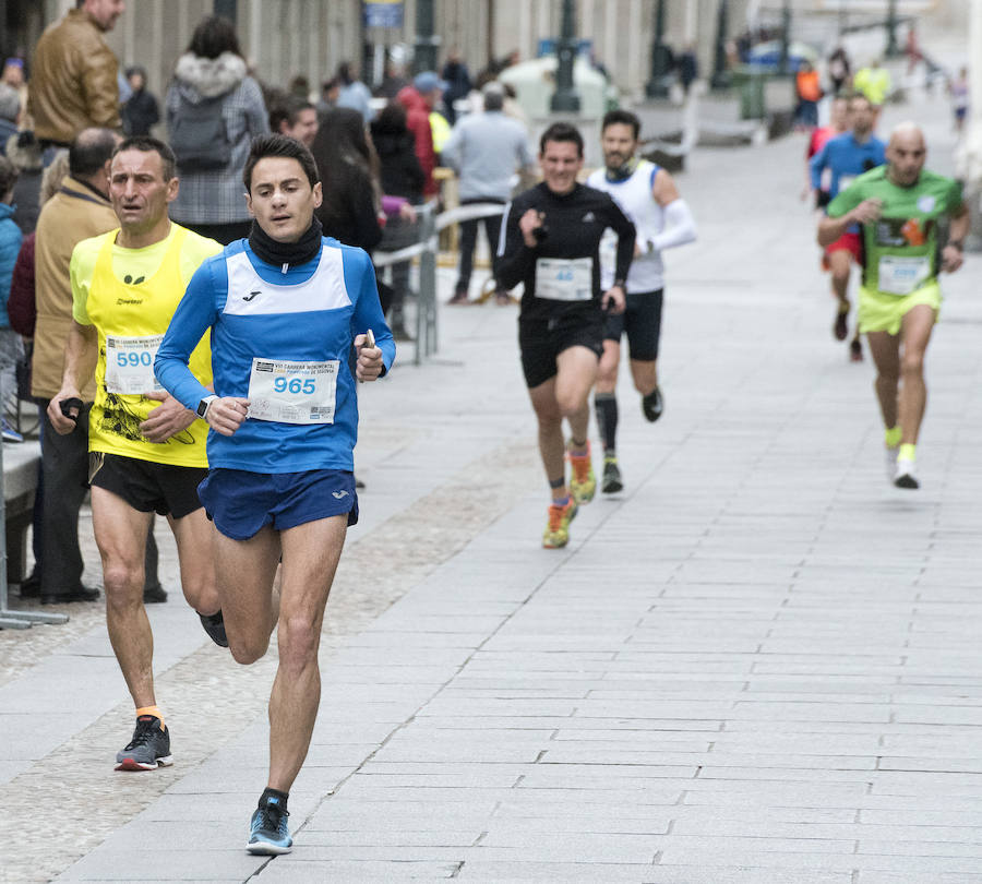 Fotos: VIII Edición de la Carrera Monumental de Segovia