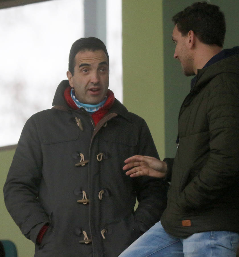 Fotos: Polémico empate entre la Gimnástica Segoviana y el Júpiter de León (1-1)