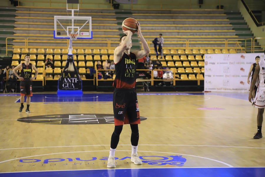 Fotos: CB Tormes vs Juaristi (40-71)