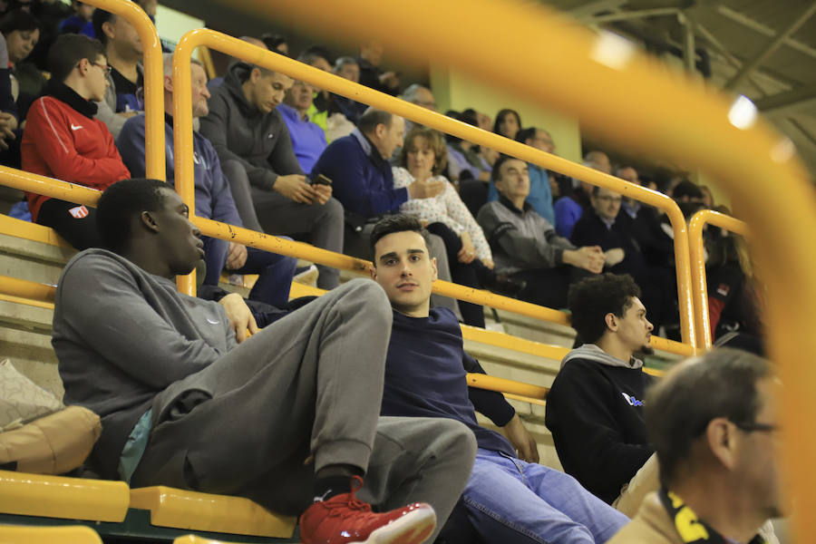 Fotos: CB Tormes vs Juaristi (40-71)