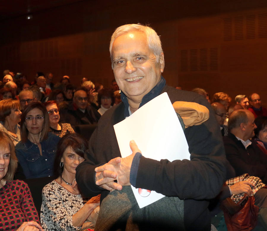 Fotos: El periodista Juan Luis, en el ciclo &#039;Cronistas del Siglo XXI&#039; en el Teatro Calderón