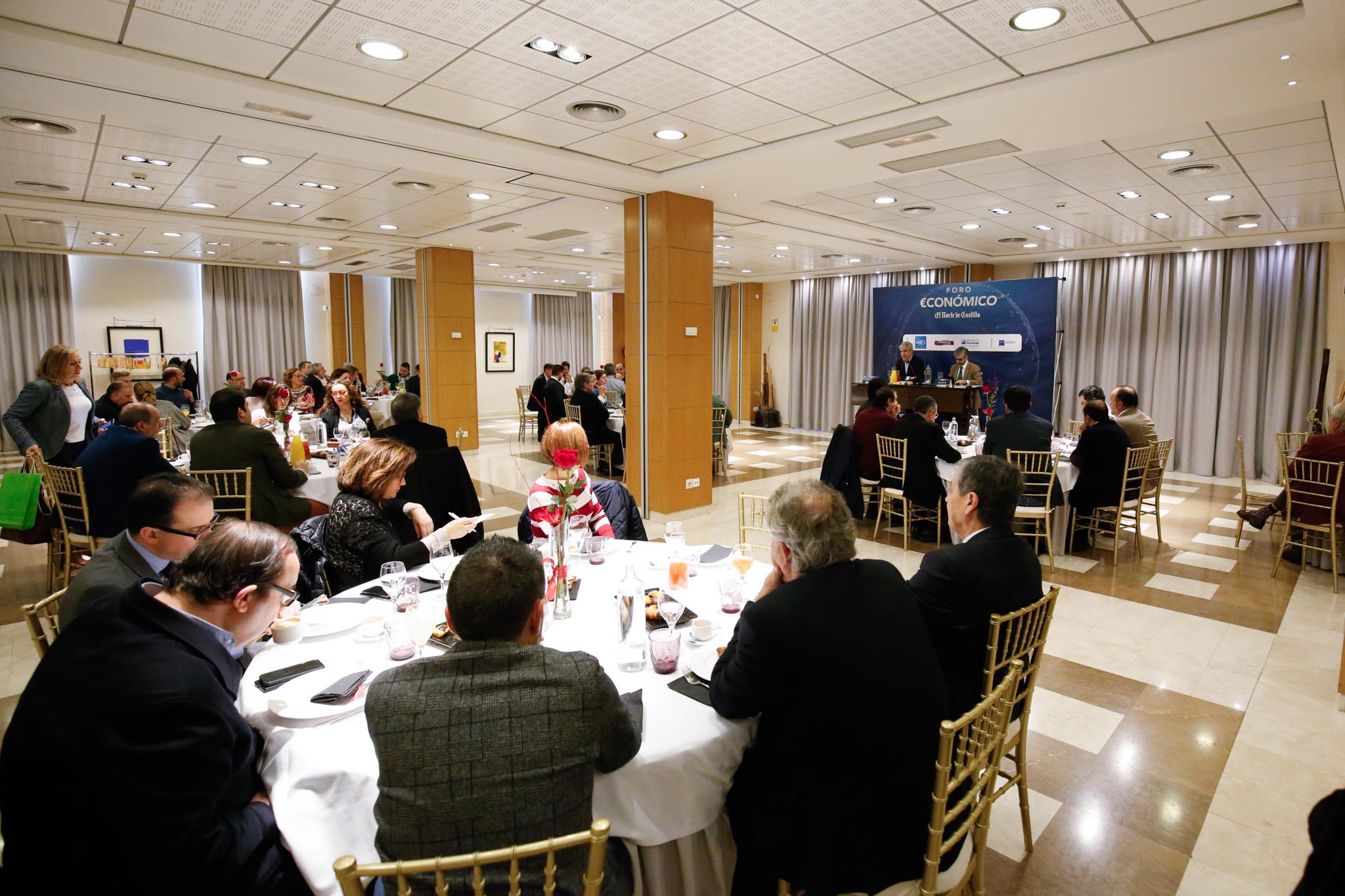 El candidato de Ciudadanos al Parlamento Europeo advierte sobre el «peligro serio» de los populismos para España y para la propia supervivencia de la Unión Europea