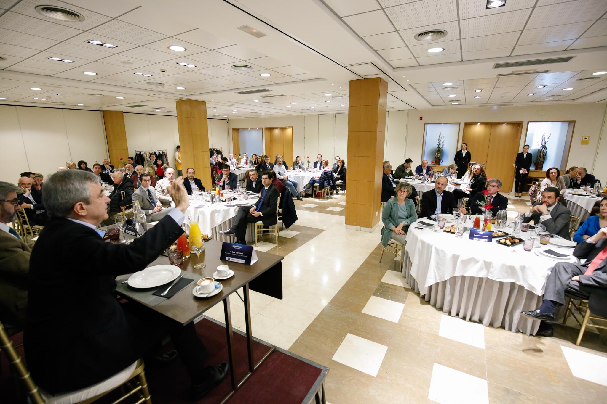 El candidato de Ciudadanos al Parlamento Europeo advierte sobre el «peligro serio» de los populismos para España y para la propia supervivencia de la Unión Europea