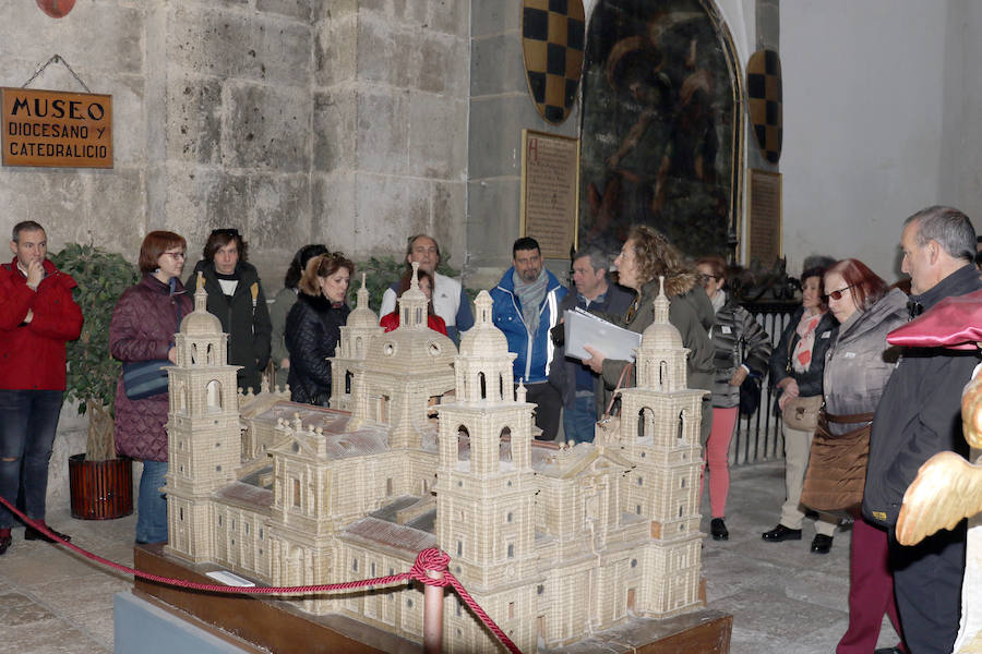El Ayuntamiento ha programado una visita teatralizada -los sábados, a las 12:00 horas- para recordar la influencia que tuvo Pedro Ansúrez en el desarrollo de la ciudad