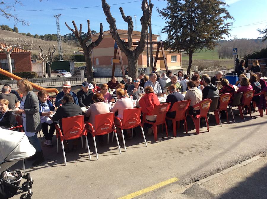 Fotos: Robladillo celebra su tradicional matanza