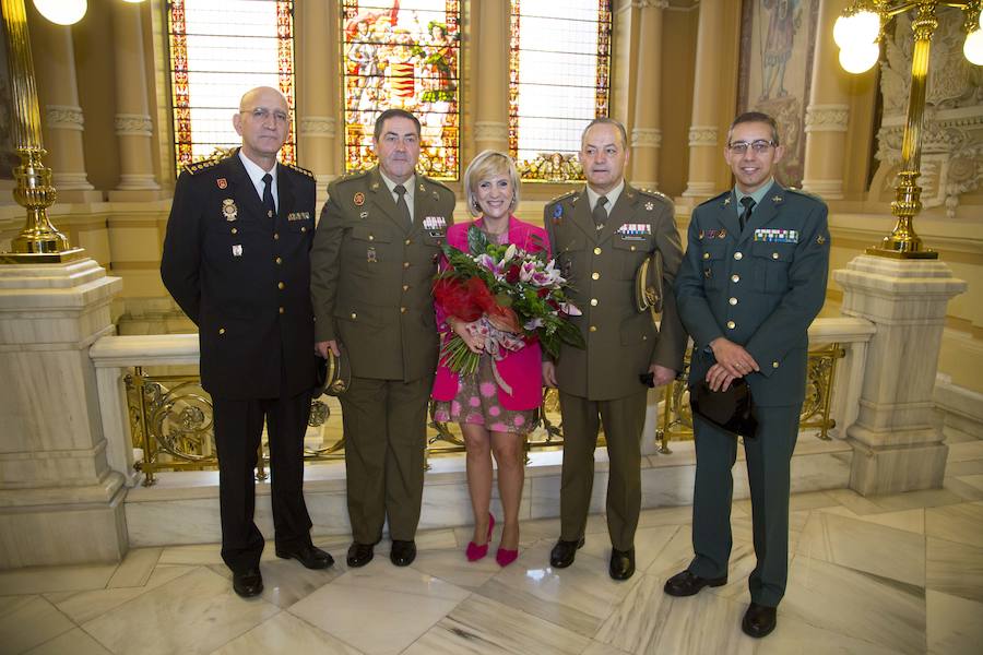 Fotos: La doctora Verónica Casado, nueva hija predilecta de Valladolid