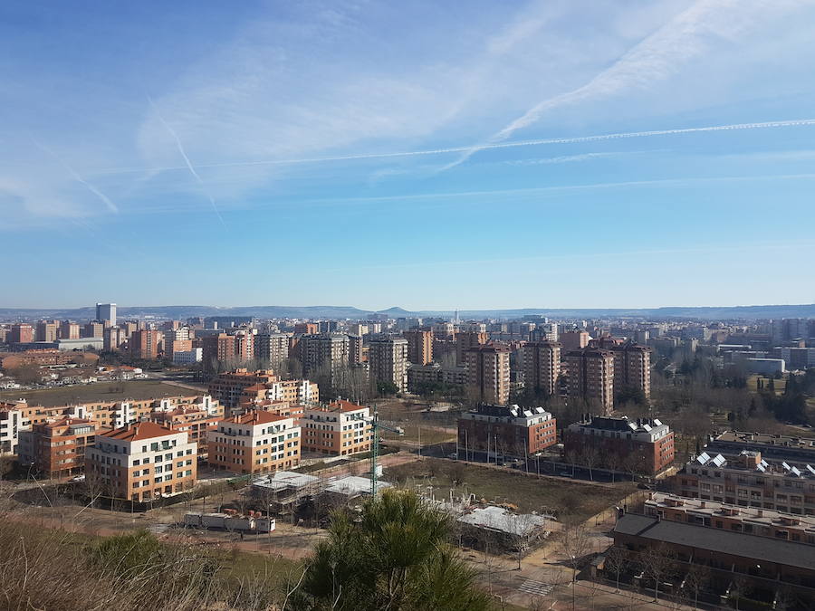 Fotos: Tráfico cortado al tráfico en Valladolid por la contaminación