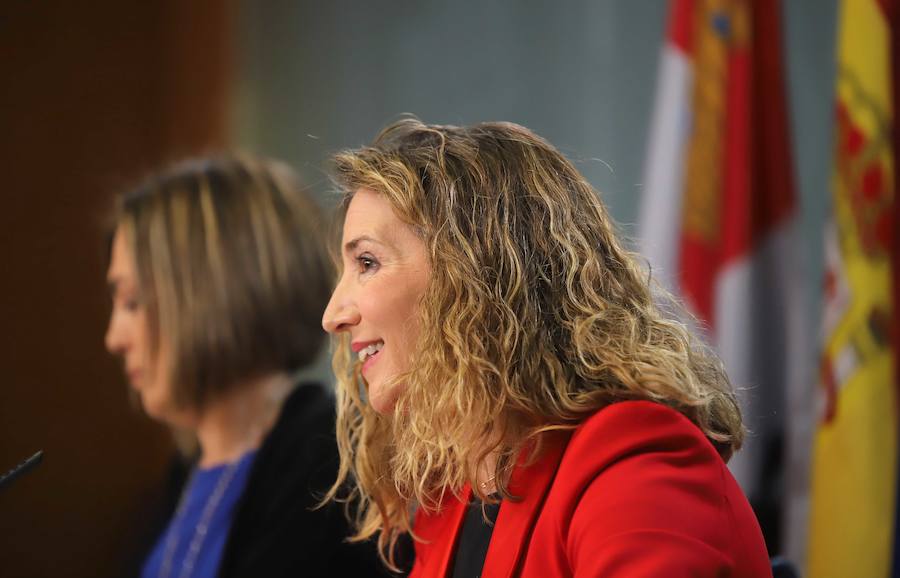 Milagros Marcos y Alicia García, en la rueda de prensa del Consejo de Gobierno. 