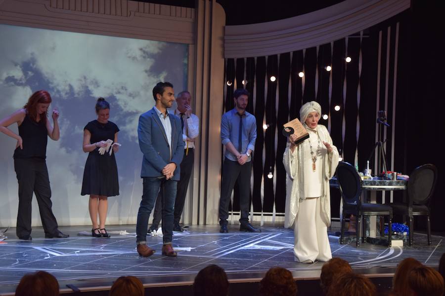 Fotos: Concha Velasco, premio AMGu de honor en Guardo