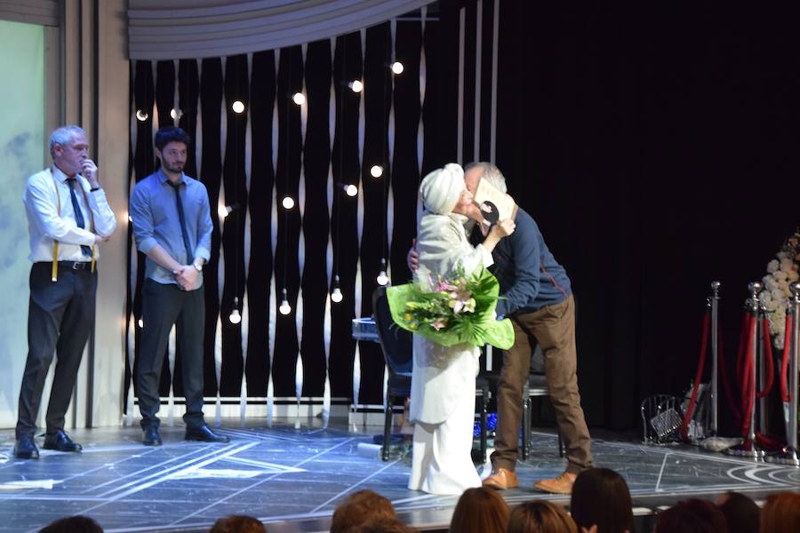 Fotos: Concha Velasco, premio AMGu de honor en Guardo