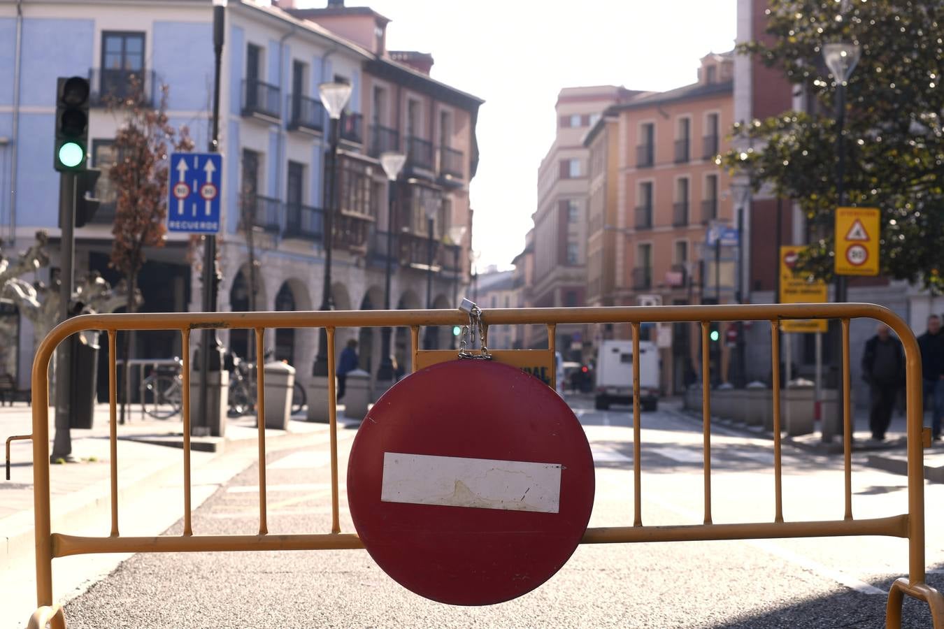 La usencia de viento y lluvias en los próximos días dificultará la reducción de la polución