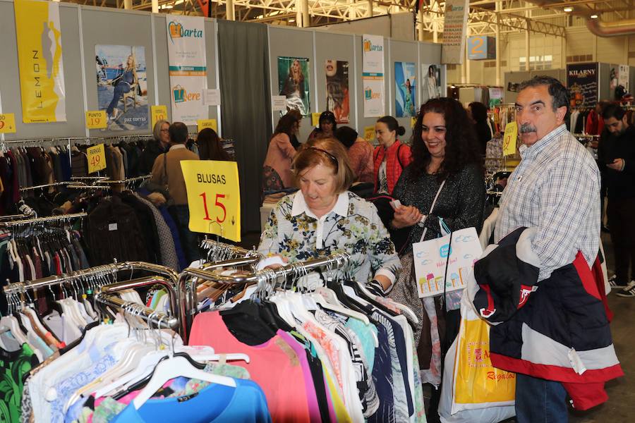 Fotos: Sábado en la Feria del Stock en Valladolid