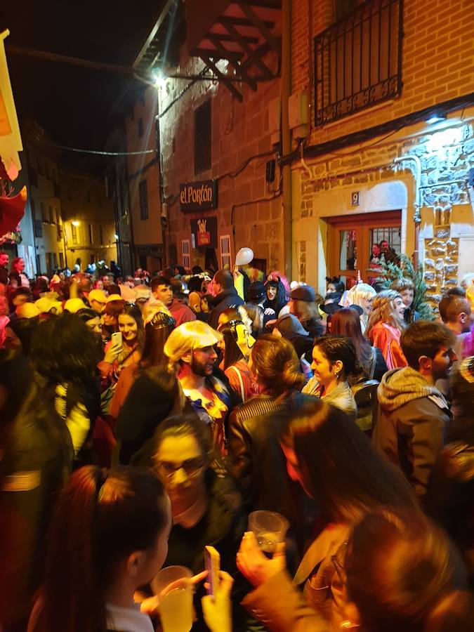 Fotos: Aguilar luce sus primeros y originales disfraces en el Carnaval de la Galleta