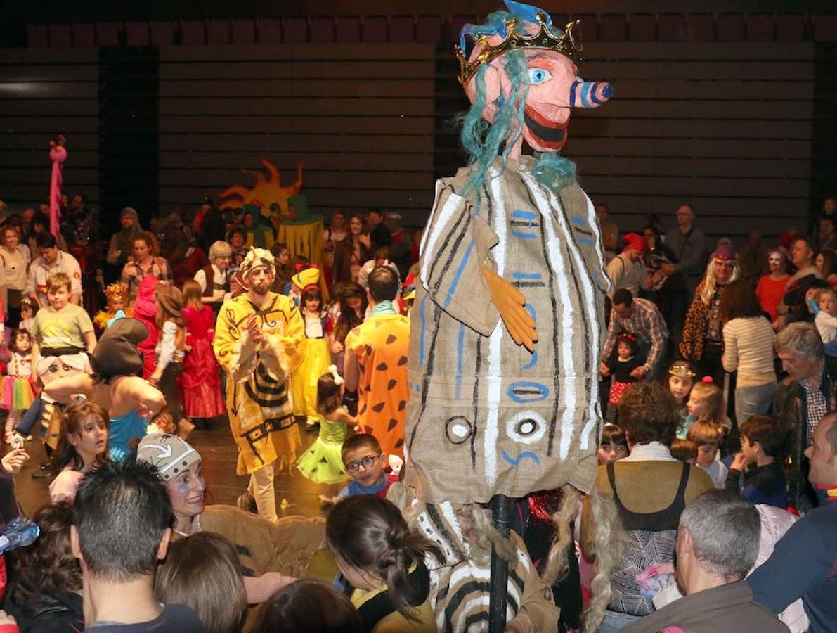 Fotos: Fiesta de carnaval en LAVA de Valladolid