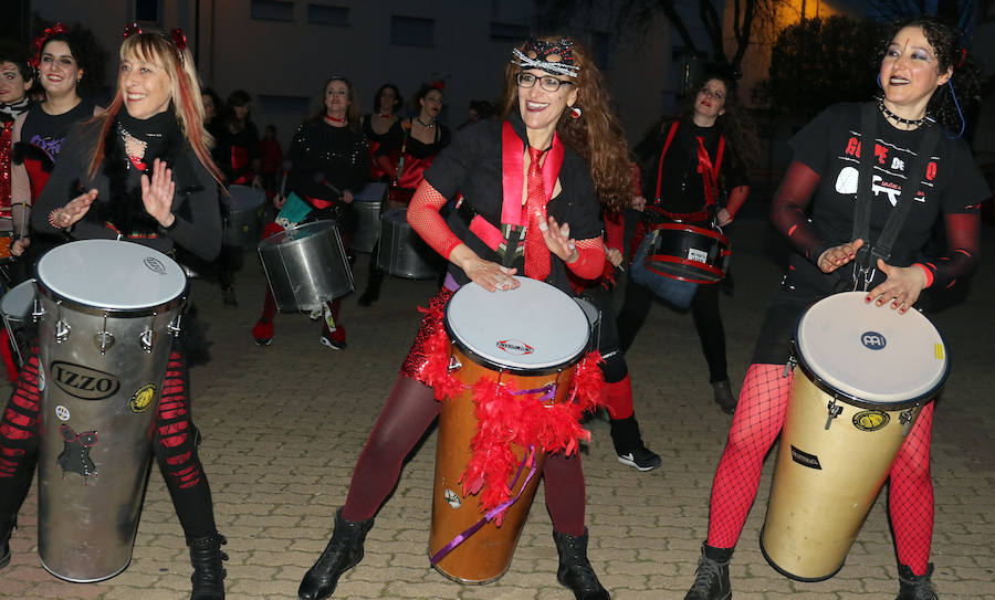 Fotos: Batucada en el barrio de las Delicias, en Valladolid