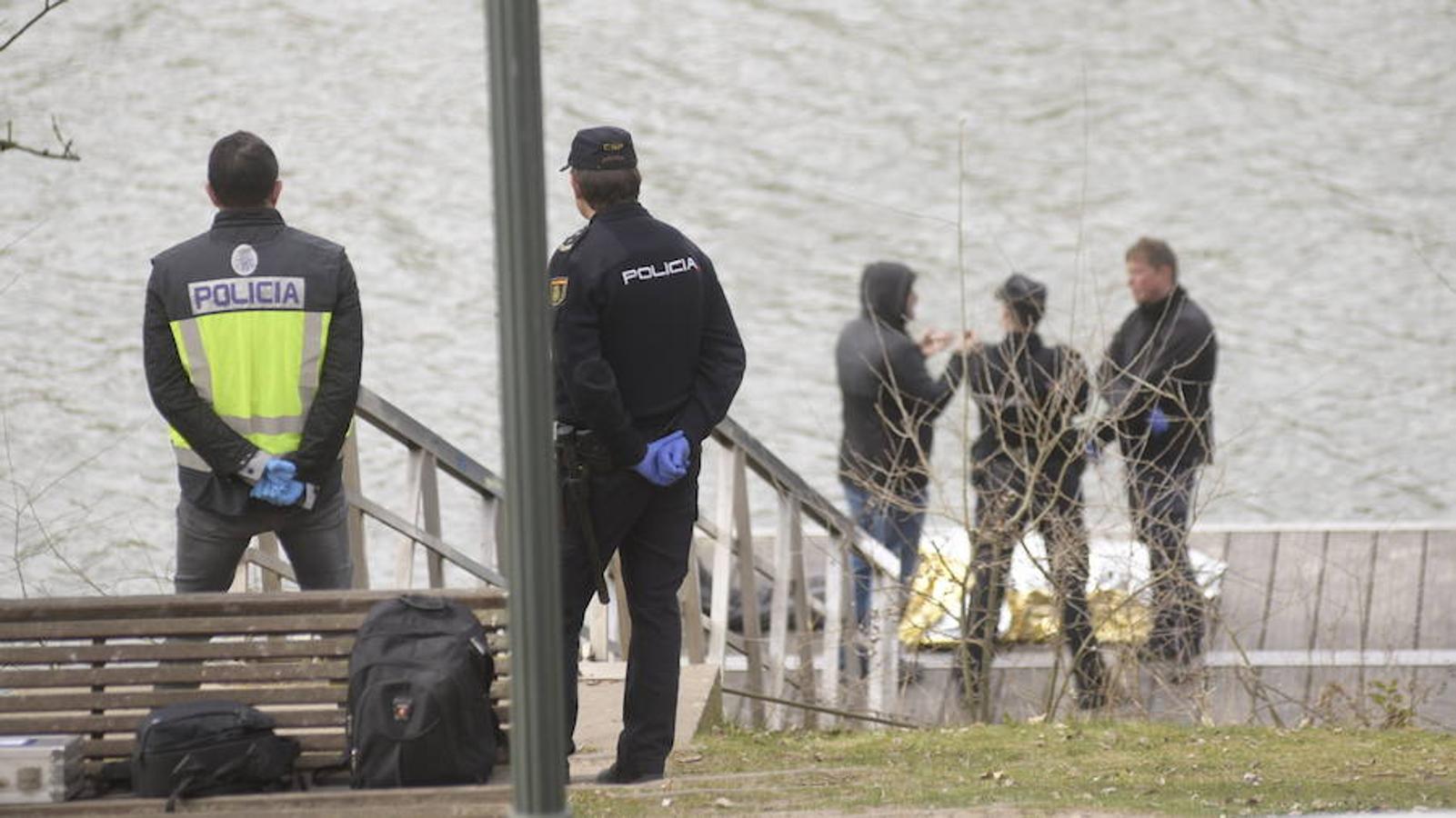 Fotos: Rescatan el cadáver de un hombre del Pisuerga en Valladolid