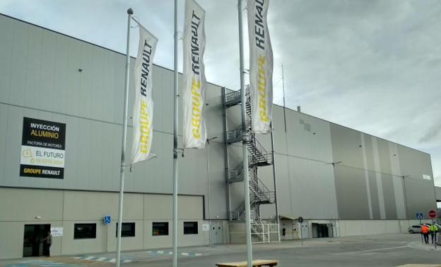 Exterior de las instalaciones de la planta de intecciónd e aluminio de Renault en Valladolid.