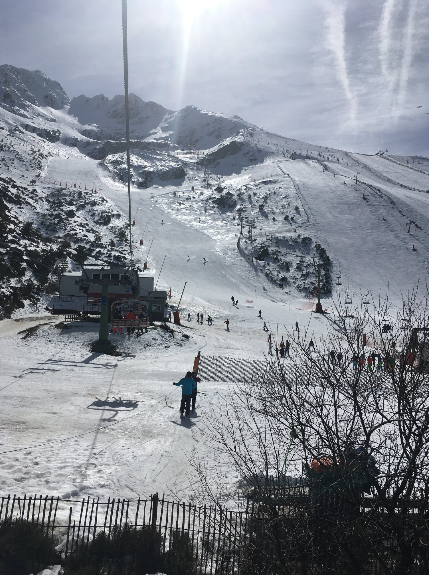 La estación de La Pinilla, el pasado mes de febrero, cuando la nieve era abundante