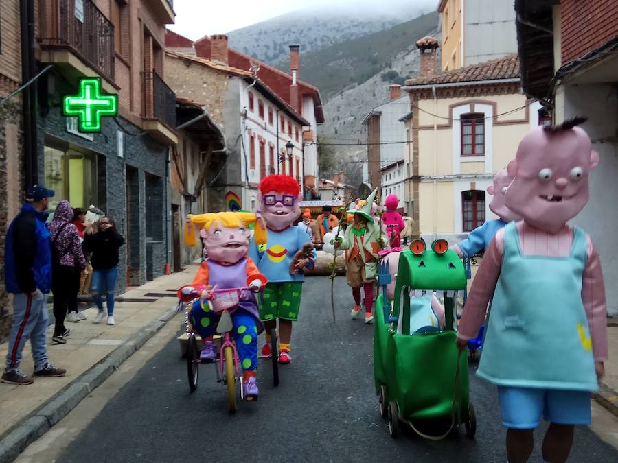 Fotos: Defile de Carnaval en Velilla