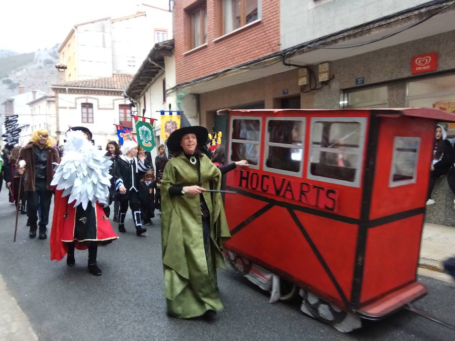 Fotos: Defile de Carnaval en Velilla