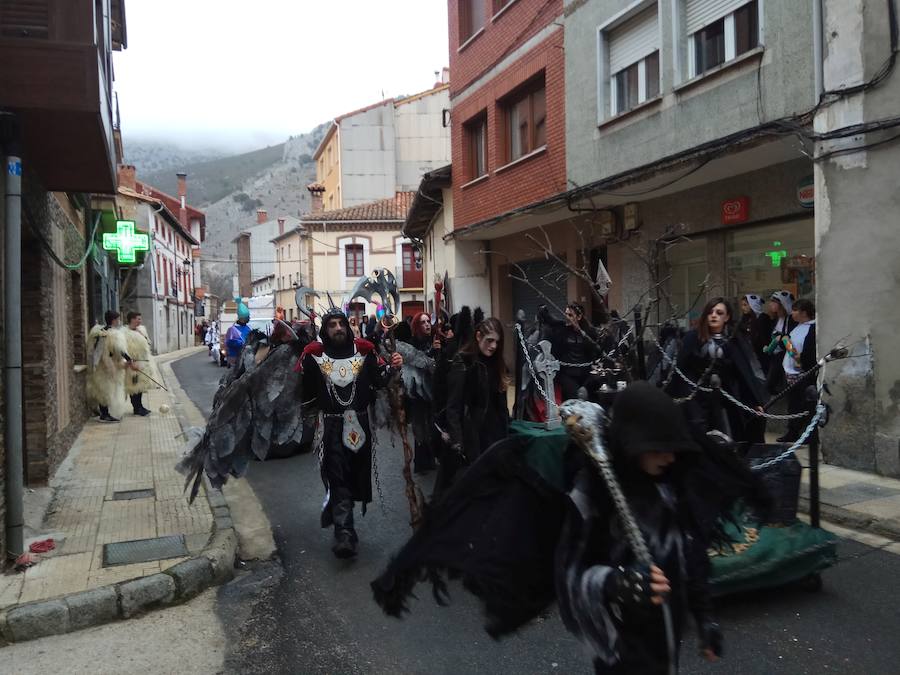 Fotos: Defile de Carnaval en Velilla
