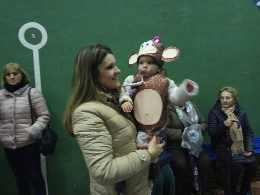 Fotos: Defile de Carnaval en Velilla
