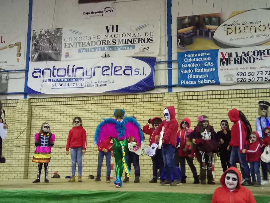Fotos: Defile de Carnaval en Velilla