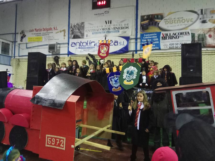 Fotos: Defile de Carnaval en Velilla