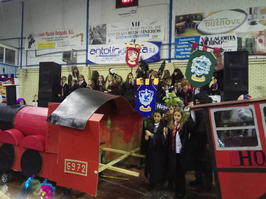 Fotos: Defile de Carnaval en Velilla