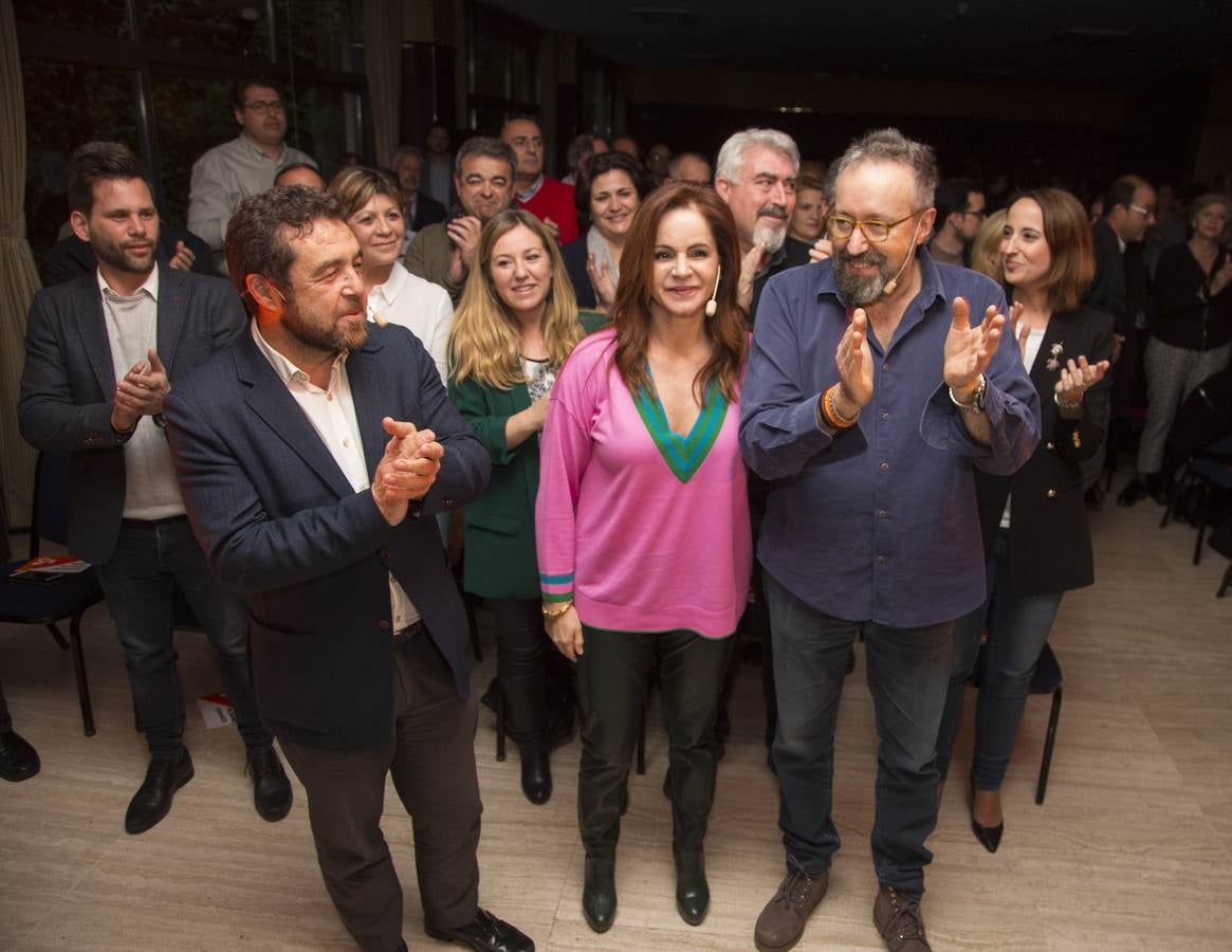 Arropada con la presencia del portavoz de la formación naranja en el Congreso, Juan Carlos Girauta