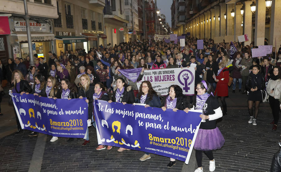 Fotos: Palencia se manifiesta en el Día de la Mujer